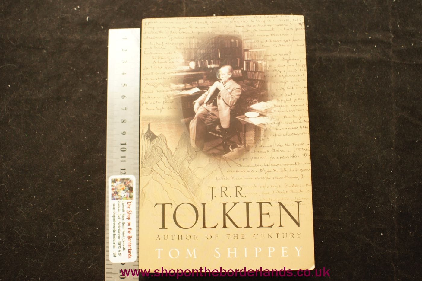 Tolkien　book　by　paperback　the　Author　Tom　Century,　the　of　Shippey,　on　The　Shop　Borderlands