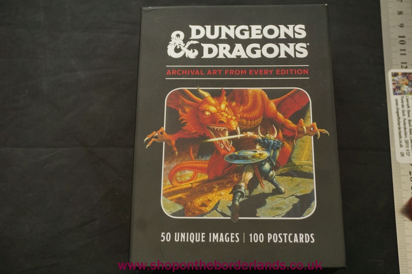 Dungeons & Dragons 100 Postcards: Archival Art From Every Edition - The 